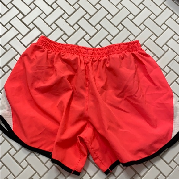 Nike Pink Running Shorts - Picture 2 of 3